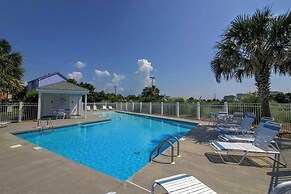 Linger Longer 3 Bedroom Home by RedAwning