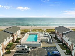 Sand Dollars & Sunshine 2 Bedroom Condo by Redawning