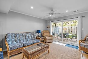 Sand Dollars & Sunshine 2 Bedroom Condo by Redawning