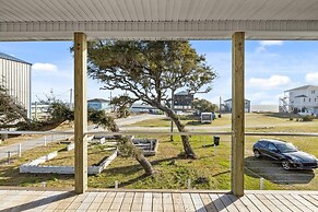 Mi Faro 2 Bedroom Duplex by RedAwning