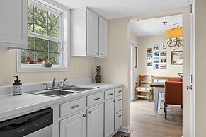 High Tider 3 Bedroom Home by RedAwning