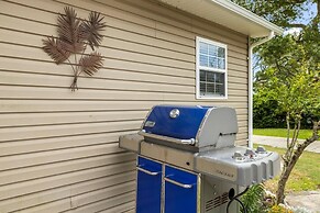 High Tider 3 Bedroom Home by RedAwning