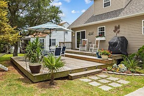 High Tider 3 Bedroom Home by RedAwning