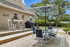 High Tider 3 Bedroom Home by RedAwning