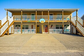 Boardwalk Shores B 2 Bedroom Duplex by RedAwning