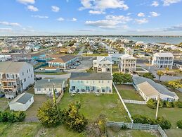 Anchors Away Unit 2 2 Bedroom Duplex by RedAwning