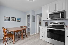 Anchors Away Unit 2 2 Bedroom Duplex by RedAwning