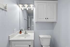 Anchors Away Unit 2 2 Bedroom Duplex by RedAwning