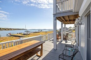 Downeast Retreat 4 Bedroom Home by RedAwning