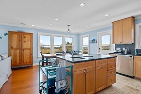 Downeast Retreat 4 Bedroom Home by RedAwning