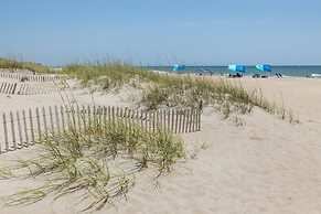 Summer School 2 Bedroom Condo by RedAwning