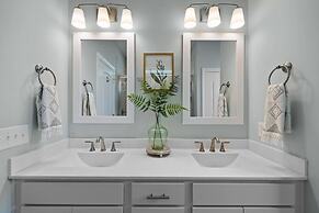 Gypsea Soul 4 Bedroom Home by Redawning