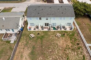 Anchors Away Unit 3 2 Bedroom Duplex by RedAwning