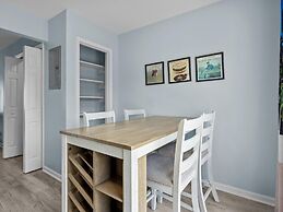 Anchors Away Unit 3 2 Bedroom Duplex by RedAwning