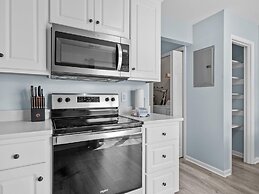 Anchors Away Unit 3 2 Bedroom Duplex by RedAwning