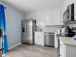 Anchors Away Unit 3 2 Bedroom Duplex by RedAwning