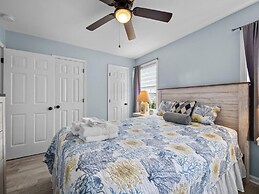 Anchors Away Unit 3 2 Bedroom Duplex by RedAwning