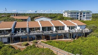 Oceans 6 4 Bedroom Condo by RedAwning