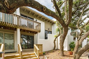 Oceans 6 4 Bedroom Condo by RedAwning