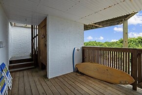 Oceans 6 4 Bedroom Condo by RedAwning