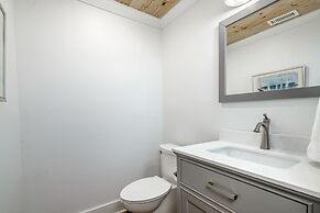 Oceans 6 4 Bedroom Condo by RedAwning