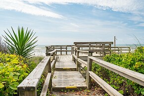 Oceans 6 4 Bedroom Condo by RedAwning