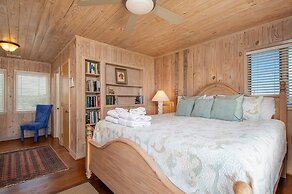 Duneside 6 Bedroom Home by RedAwning