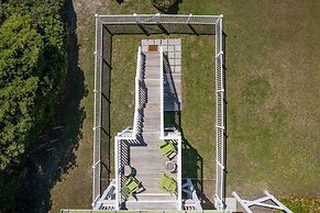 Duneside 6 Bedroom Home by RedAwning