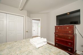 Duneside 6 Bedroom Home by RedAwning