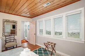 Duneside 6 Bedroom Home by RedAwning