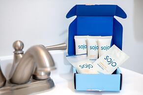 Duneside 6 Bedroom Home by RedAwning