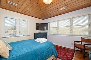 Duneside 6 Bedroom Home by RedAwning