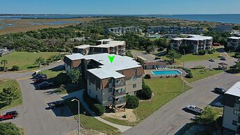 Southwinds J6 2 Bedroom Condo by RedAwning