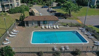 Southwinds J6 2 Bedroom Condo by RedAwning