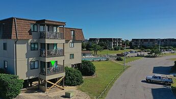 Southwinds J6 2 Bedroom Condo by RedAwning