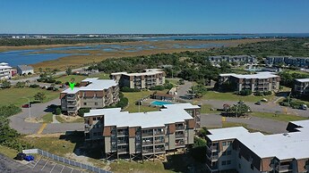 Southwinds J6 2 Bedroom Condo by RedAwning