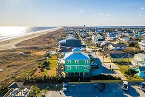 Suncatcher 4 Bedroom Home by RedAwning