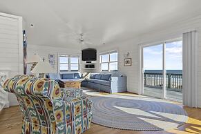 Suncatcher 4 Bedroom Home by RedAwning