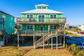 Suncatcher 4 Bedroom Home by RedAwning