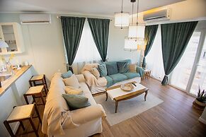 Valentini s Uptown Flat