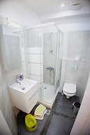 Valentini s Uptown Flat