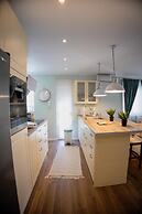 Valentini s Uptown Flat