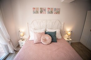 Valentini s Uptown Flat