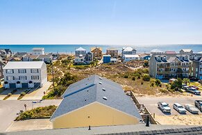 The Salty Pelican 2 Bedroom Townhouse by RedAwning