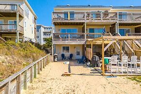 The Salty Pelican 2 Bedroom Townhouse by RedAwning