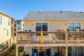 The Salty Pelican 2 Bedroom Townhouse by RedAwning