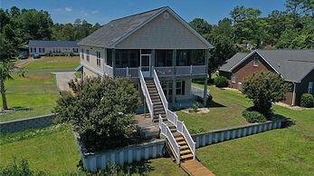 Panacea 4 Bedroom Home by Redawning