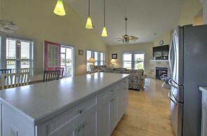 Panacea 4 Bedroom Home by Redawning