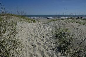 The Salty Pirate 2 Bedroom Condo