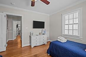 Creek Watch 4 Bedroom Home by RedAwning